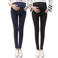 Load image into Gallery viewer, Solid color blue simplified design maternity black  jeans